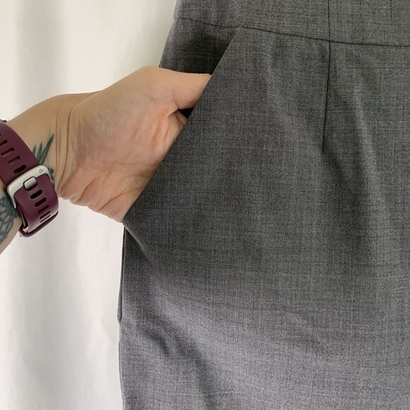 Banana Republic Wool Skirt Women's 2 Grey Stretch Zip Back Lined Knee Length - Picture 3 of 9